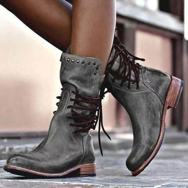 SUE™|CLASSIC LACE-UP BOOTS